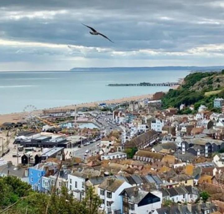 Home From Home Hastings Bagian luar foto